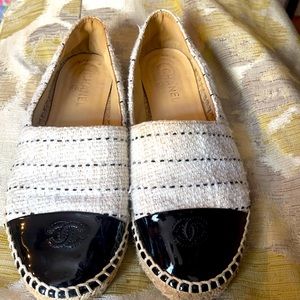Authentic CHANEL flats shoes